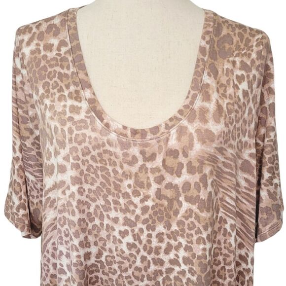 Maurices 24/7 Tan Leopard Print Scoop Neck High-Low Stretch Blouse - Picture 4 of 5